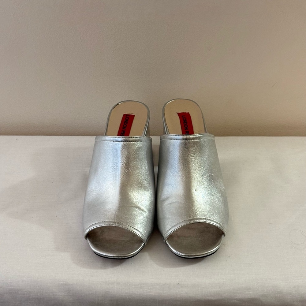 London Rebel Silver Mules Blocked Heel Women's size 8 US / 39 EU